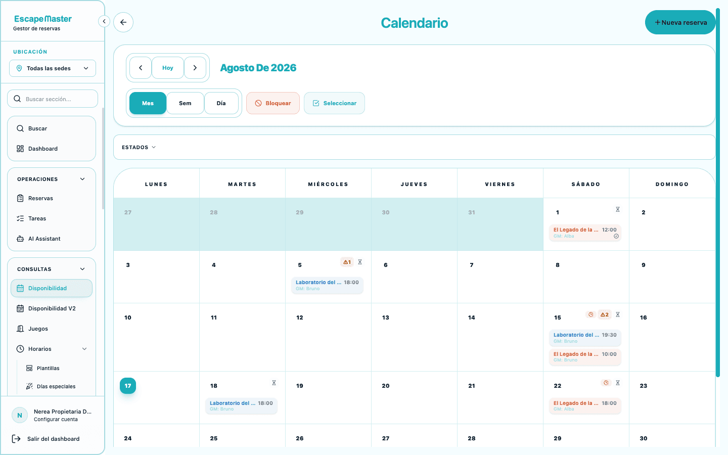 Calendario real del gestor EscapeMaster con sesiones por día y Game Masters